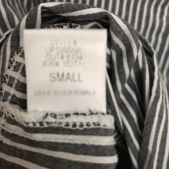 Gibson Gray Striped Tie Front Shirt  Small - Picture 3 of 4